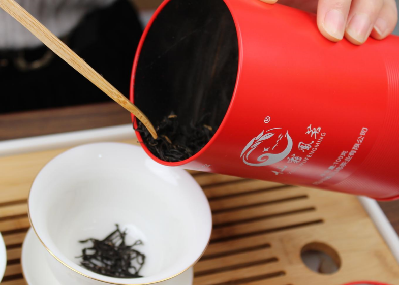 施恩富硒茶（施恩富硒茶有什么功效）-硒宝网