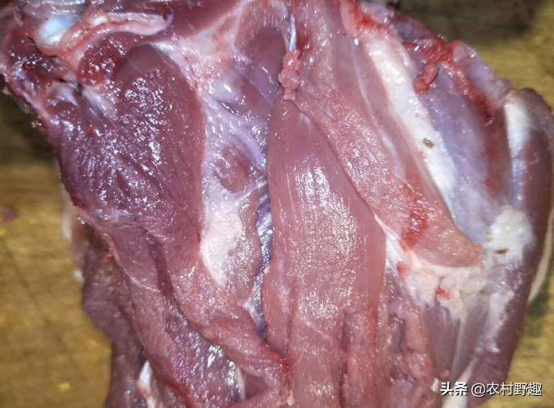 富硒猪肉多少钱一斤(富硒猪肉硒含量)-硒宝网