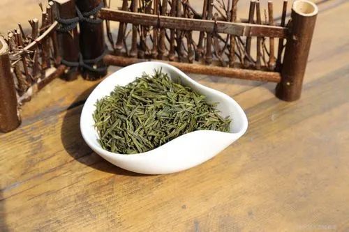 富硒茶的作用和功效与禁忌（营养价值和副作用）-硒宝网