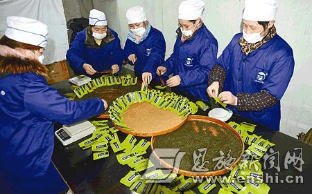 小三阳补硒100微克（补硒一般要连续补多久）-硒宝网