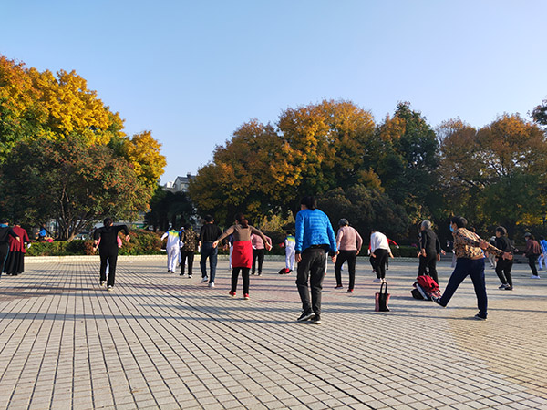 成人每天补多少毫克硒（咋样科学补硒）-硒宝网