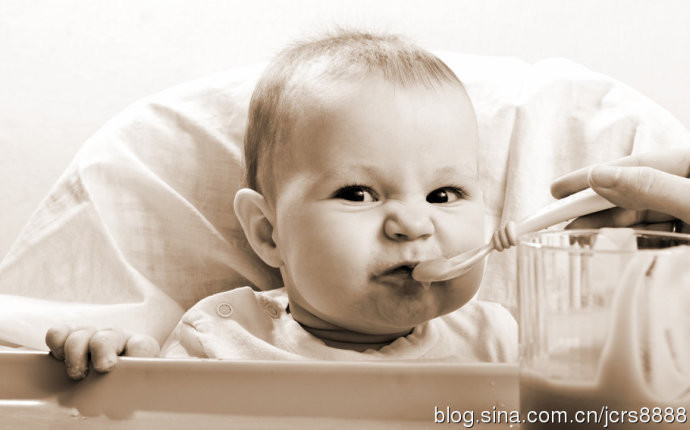 补硒是空腹还是饭后好(硒饭前吃饭后吃)-硒宝网