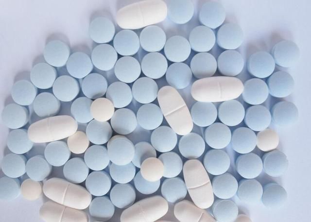 补硒是空腹还是饭后喝（补充硒饭前多长时间吃）-硒宝网