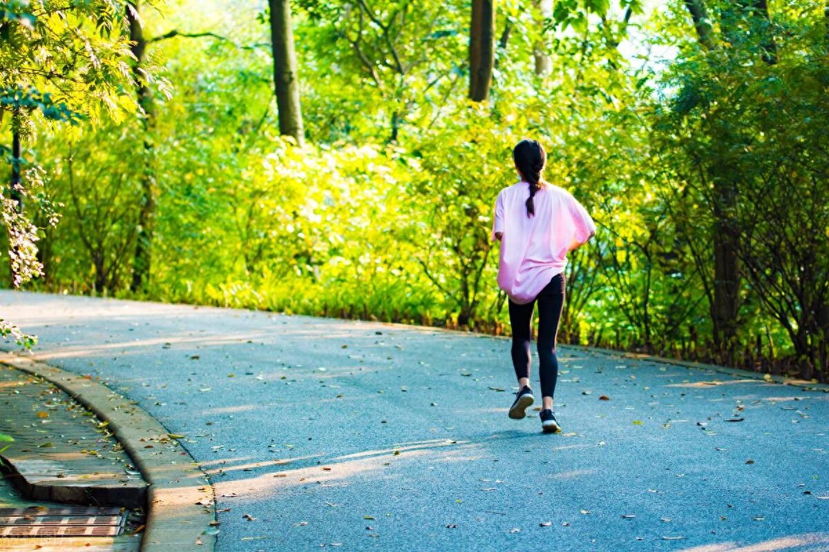 吃几个猕猴桃够补硒的（吃猕猴桃可以补充维c吗）-硒宝网