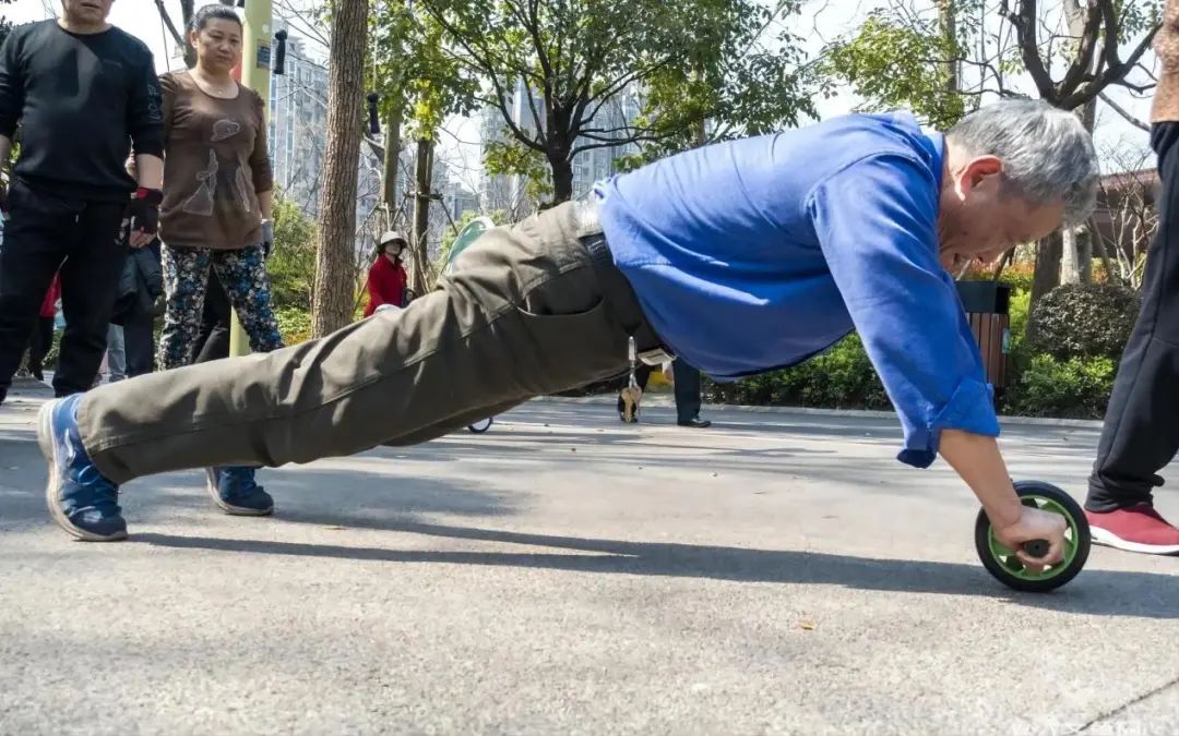 维生素什么人不能补硒(维生素能补硒人参吗)-硒宝网