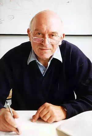 什么食物才能补硒元素(补充硒元素的好处)-硒宝网