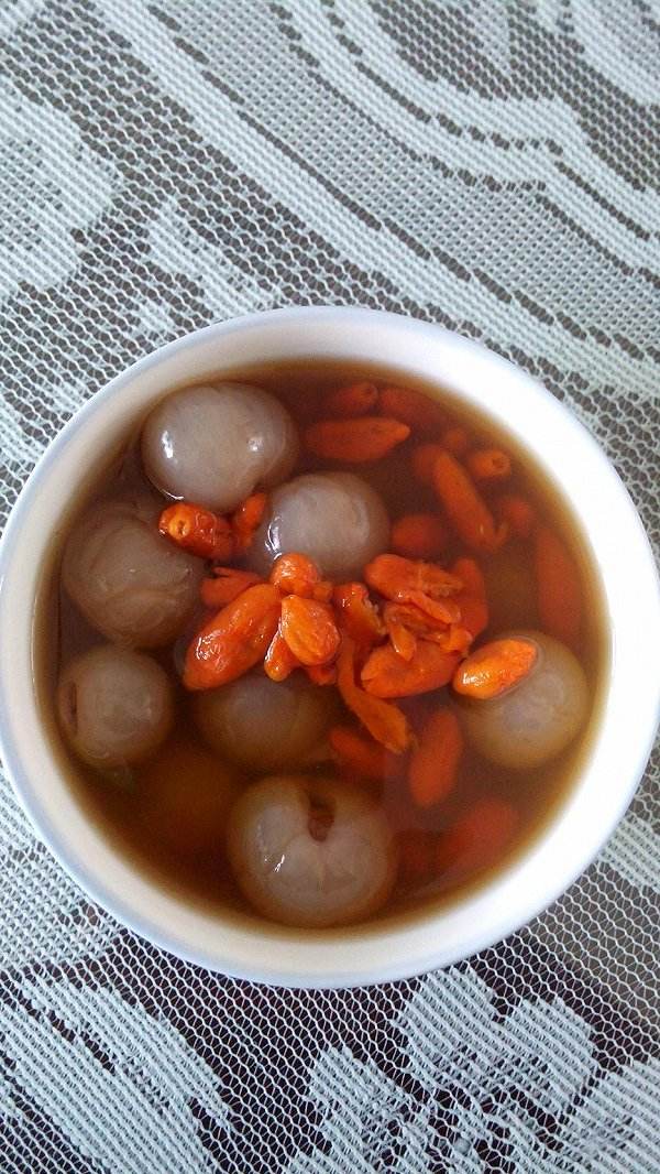 甲状腺补硒吃桂圆好吗(甲状腺能吃桂圆大红枣吗)-硒宝网