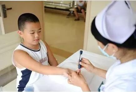 男人补锌还是补硒好些（男人补硒和锌的好处）-硒宝网