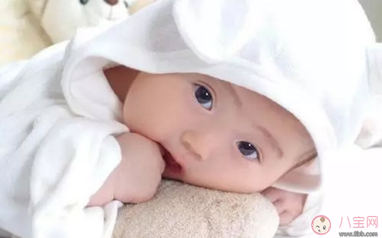 宝宝缺钙铁锌硒补什么(宝宝补充钙铁锌硒)-硒宝网