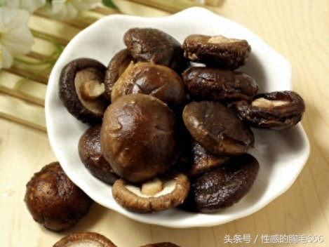 哪些食物可以多吃补硒(补食物吃硒可以长高吗)-硒宝网