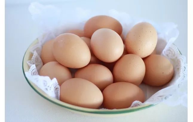 补硒元素能治疗白发吗（补硒治疗妇科病吗）-硒宝网