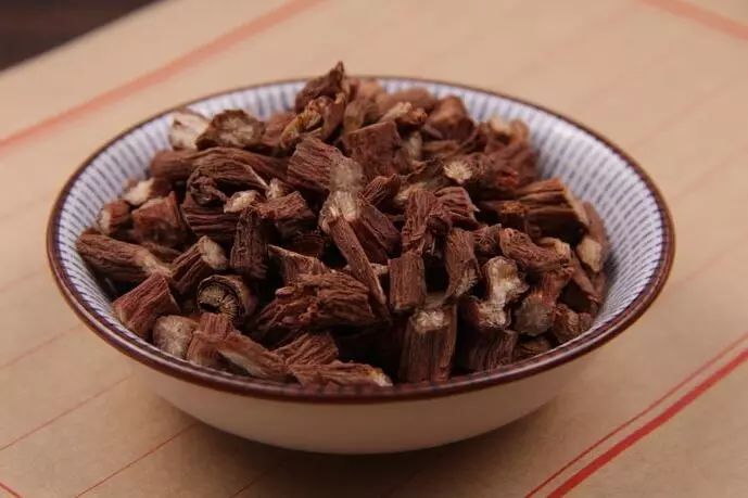 补硒元素能治疗白发吗（补硒治疗妇科病吗）-硒宝网