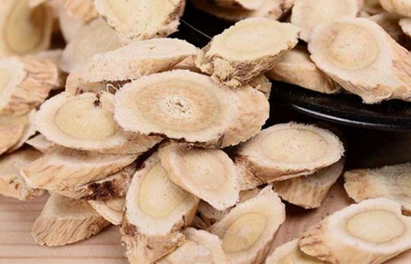 黄芪泡水能补硒元素吗(大量补硒能抗癌吗)-硒宝网