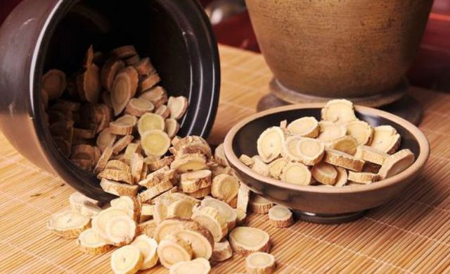 黄芪泡水能补硒元素吗(大量补硒能抗癌吗)-硒宝网