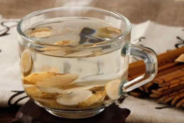 黄芪泡水能补硒元素吗(大量补硒能抗癌吗)-硒宝网