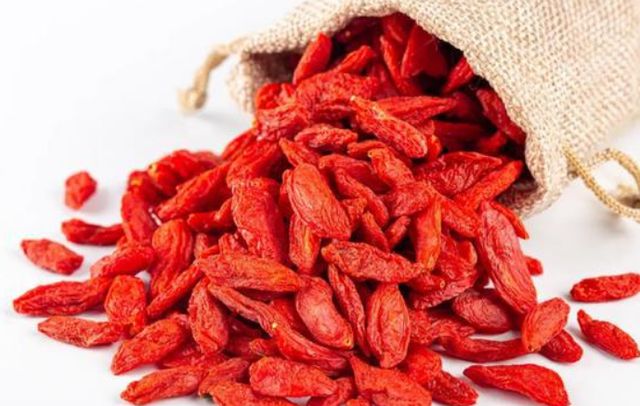 黄芪泡水能补硒元素吗(大量补硒能抗癌吗)-硒宝网