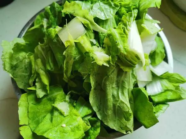 吃几个鸡蛋就能补硒嘛(富硒鸡蛋吃了好吗)-硒宝网