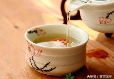 补硒可以祛头屑吗女性(祛补女性头屑硒可以长期吃吗)-硒宝网