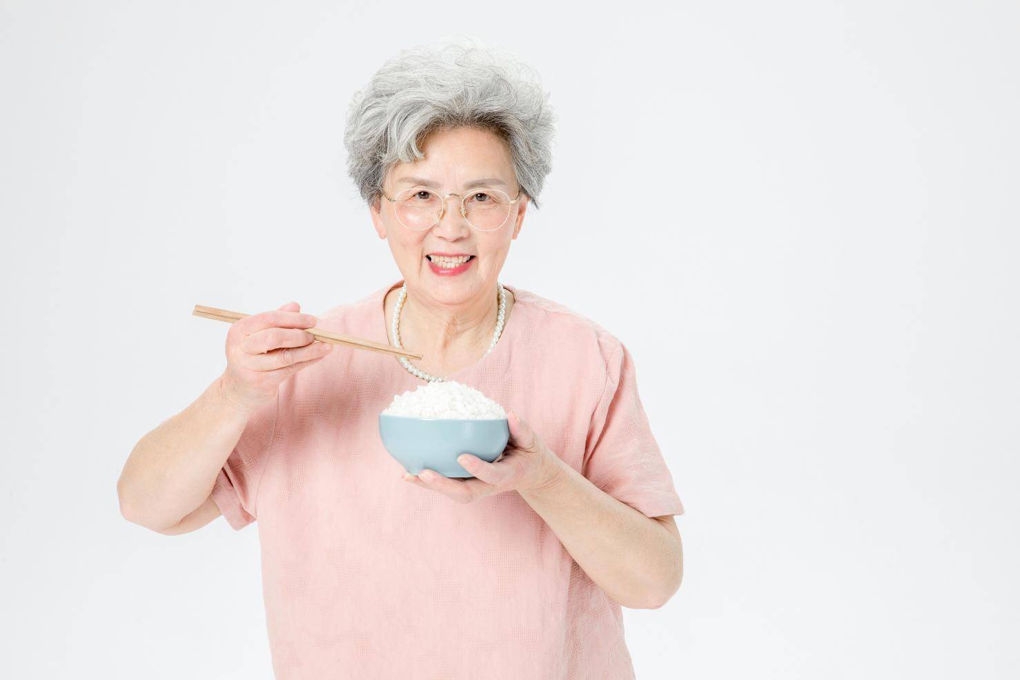 补硒多种维生素有哪些（维生素补种硒有什么好处）-硒宝网