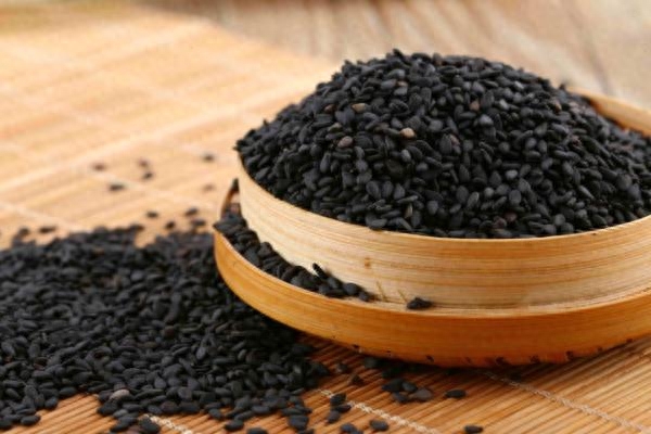 硒每天可以补多少克钙(补硒的钙片)-硒宝网