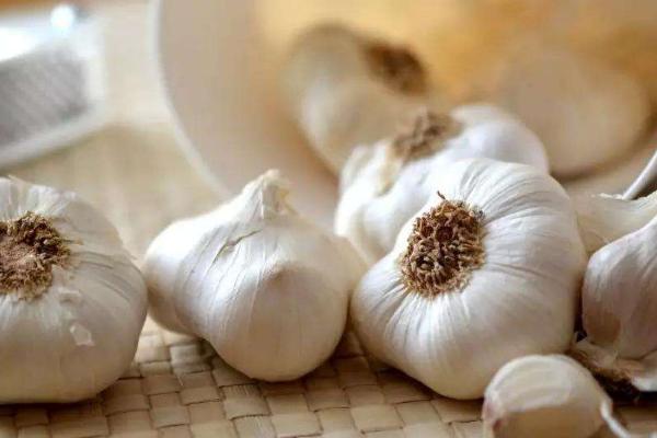 癌症每天补硒量是多少（癌症每天补硒多少）-硒宝网