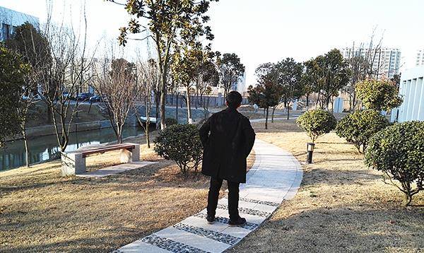 补硒对眼晴有哪些好处(眼睛补硒有什么好处)-硒宝网