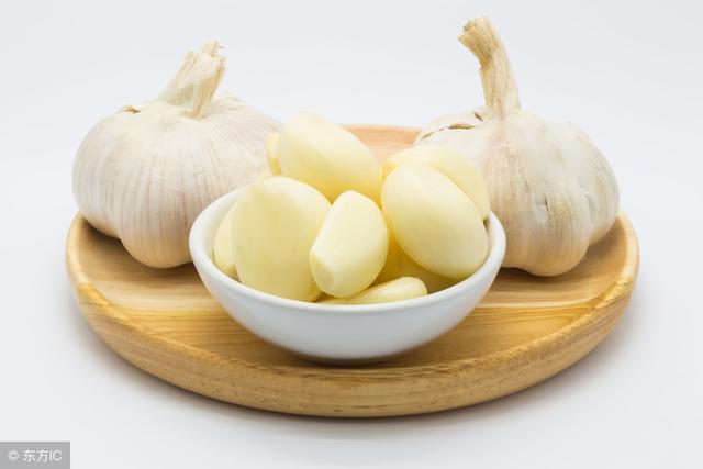 每天吃多少大蒜能补硒（每天吃多少大蒜能补硒）-硒宝网