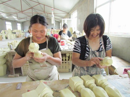 黄芪泡水能补硒嘛孕妇（孕期能用黄芪煲汤吗）-硒宝网