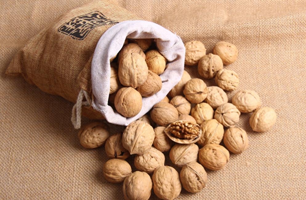 硒补多了会脱发吗女性(补硒对脱发有效果吗)-硒宝网