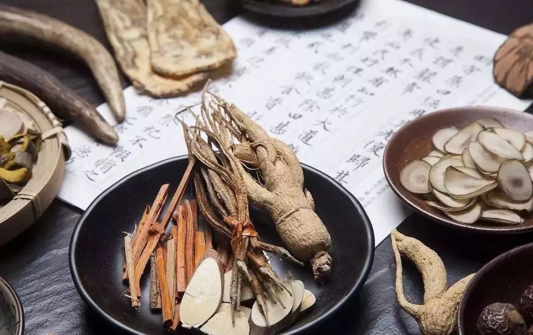 脾胃虚寒一天补多少硒（脾胃补一天虚寒硒多少）-硒宝网