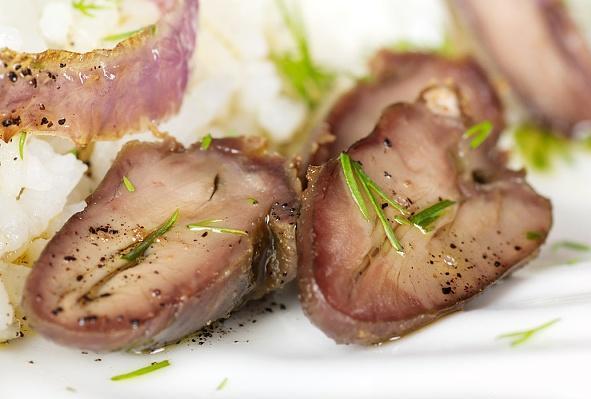 手脚冰凉补硒(手脚冰凉吃什么补药)-硒宝网