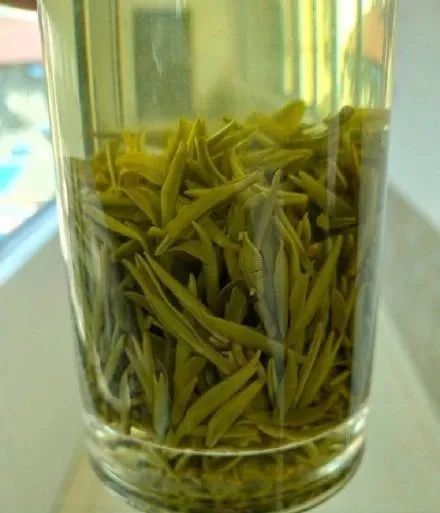 补硒治疗花眼（硒与眼?。?硒宝网