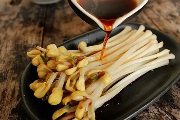 补硒后变白了(补硒后的调整反应正常吗)-硒宝网