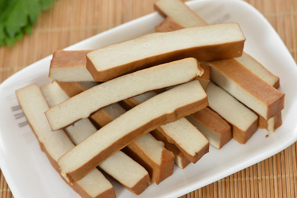 牛吃什么补硒（牛补硒过量多长时间出现反应）-硒宝网