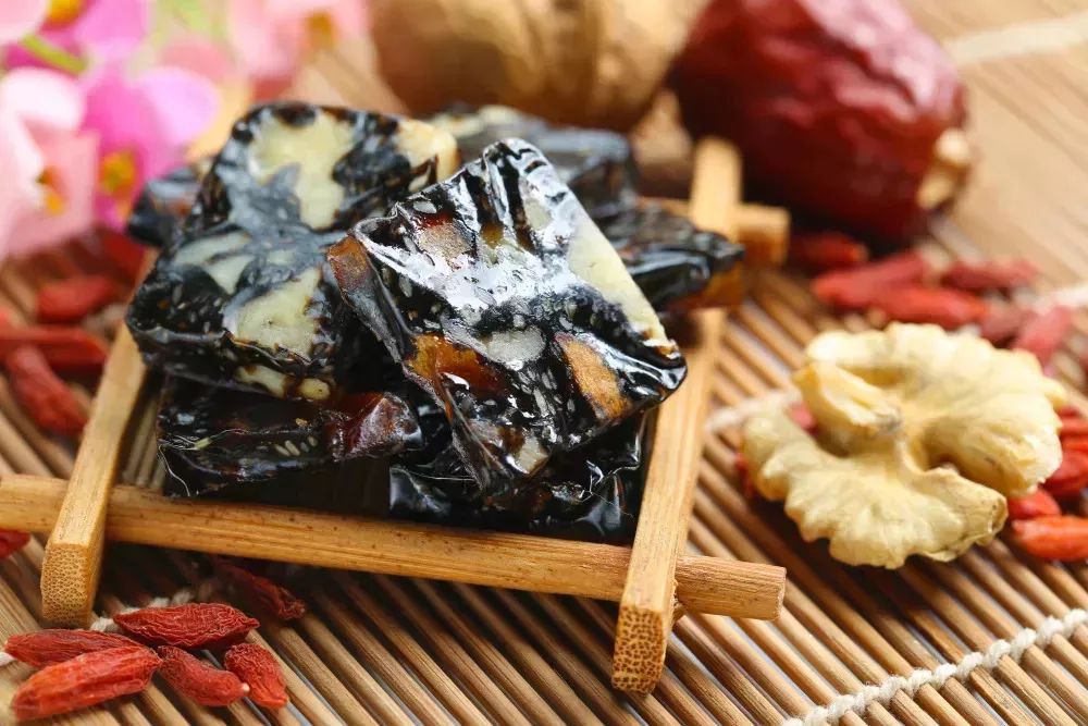 补硒能黑发吗（补硒能长头发么）-硒宝网