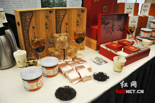 富硒金钱柳茶（金钱柳茶是什么味道）-硒宝网