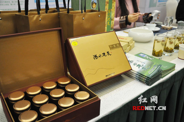 富硒金钱柳茶（金钱柳茶是什么味道）-硒宝网