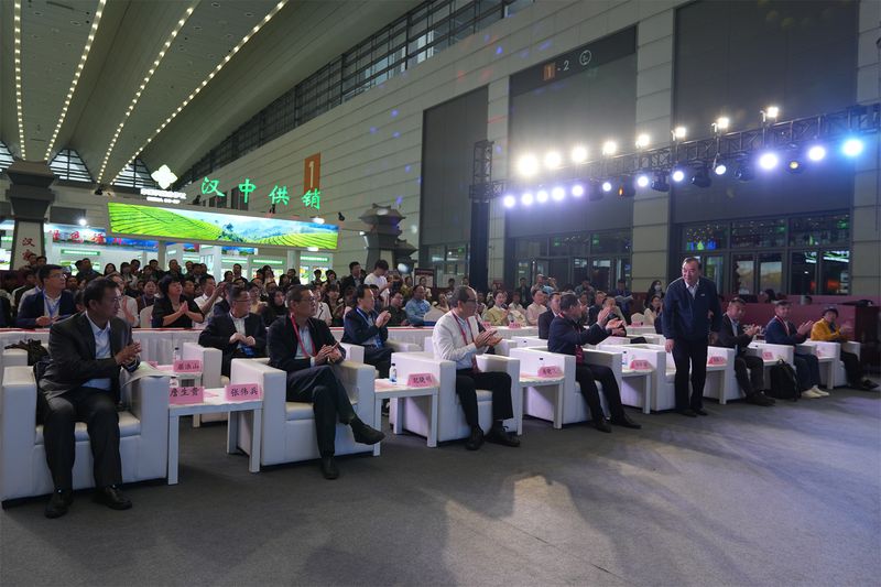 陕西茯茶富硒(陕西富硒茶多少钱一斤)-硒宝网