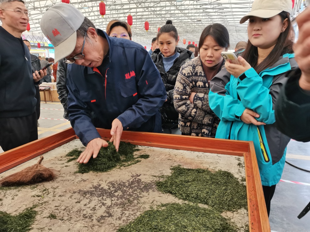 购恩施富硒茶(恩施富硒茶叶多少钱一斤)-硒宝网