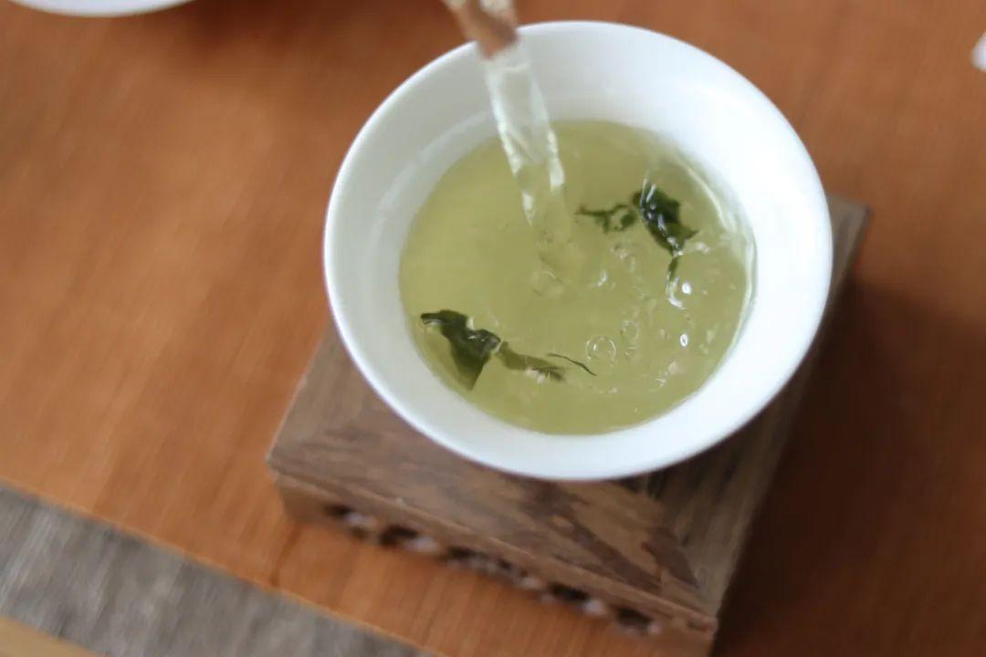 武夷山富硒茶（富硒岩茶多少钱一斤）-硒宝网