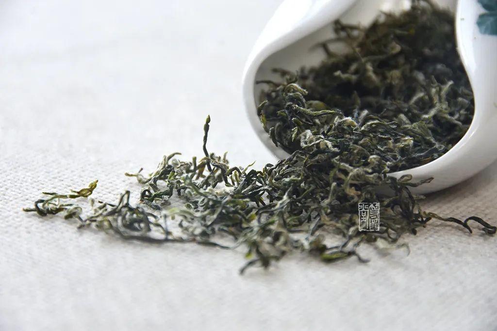 武夷山富硒茶（富硒岩茶多少钱一斤）-硒宝网