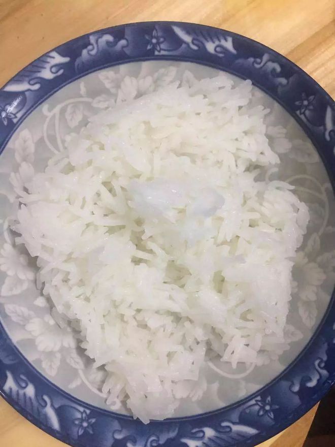 富硒大米皮蛋(皮蛋大米粥对人体有益)-硒宝网