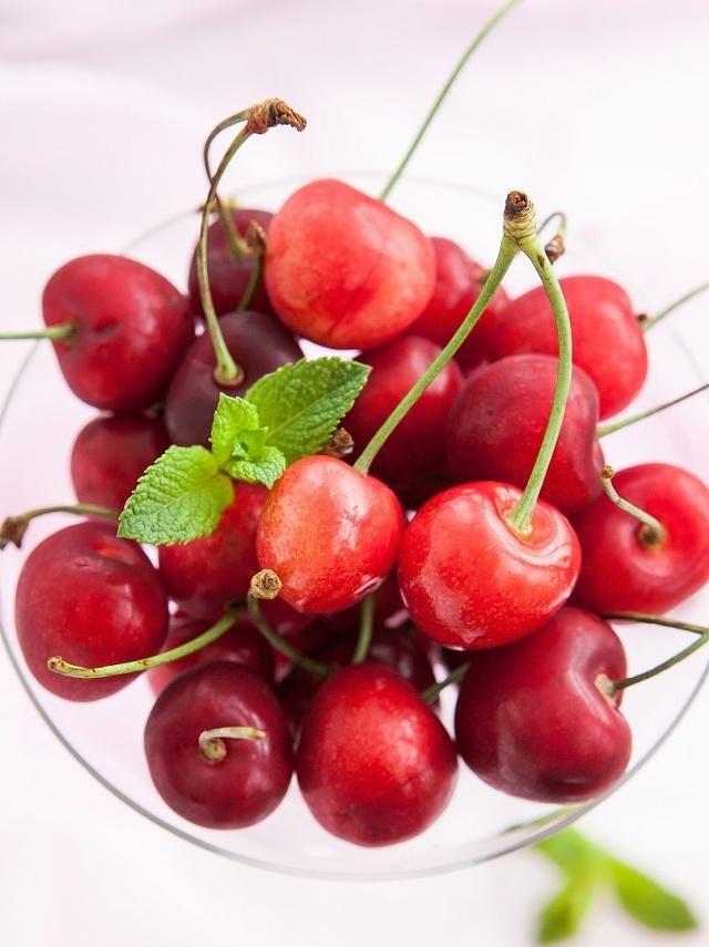 什么水果补铁补血（补血水果补铁效果好吗）-硒宝网