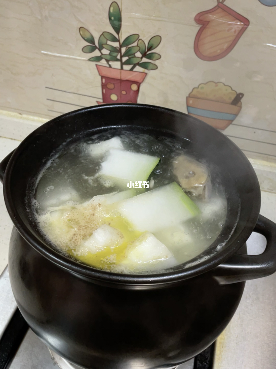 猪筒骨煲什么最补钙（猪筒骨补肾吗）-硒宝网