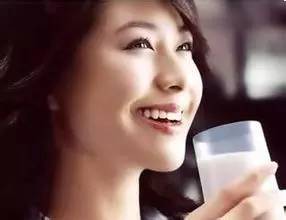 豆浆补钙还是牛奶补钙(补钙豆浆牛奶能吃吗)-硒宝网