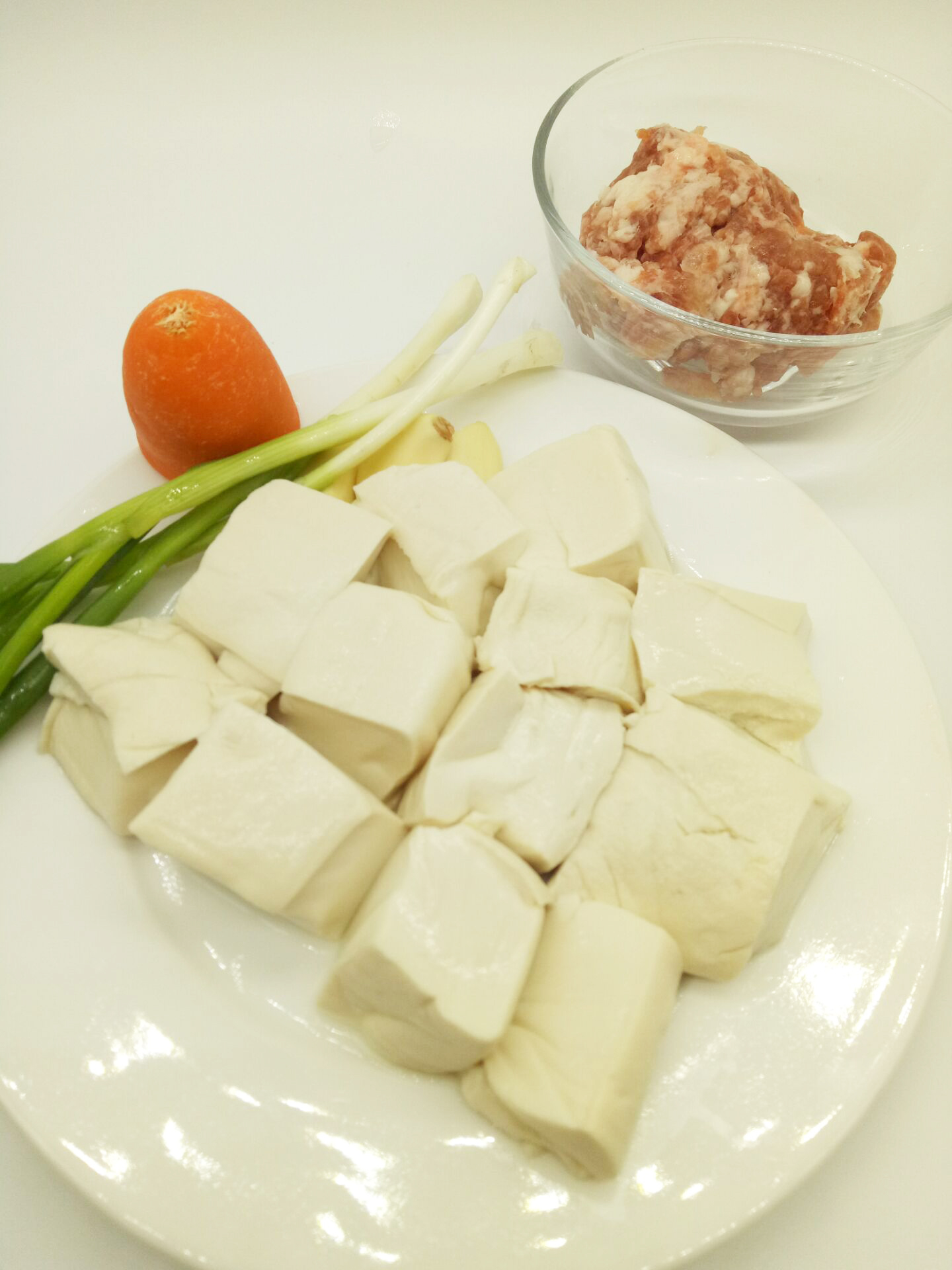 黄豆补钙吗(黑豆补钙还是黄豆补钙)-硒宝网