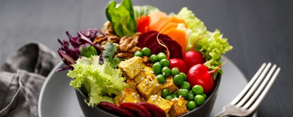 芹菜补铁吗(芹菜补铁补血吗)-硒宝网