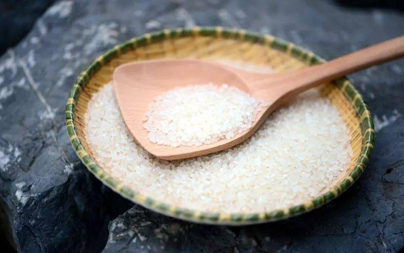 富硒大米白绿(富硒大米什么颜色)-硒宝网