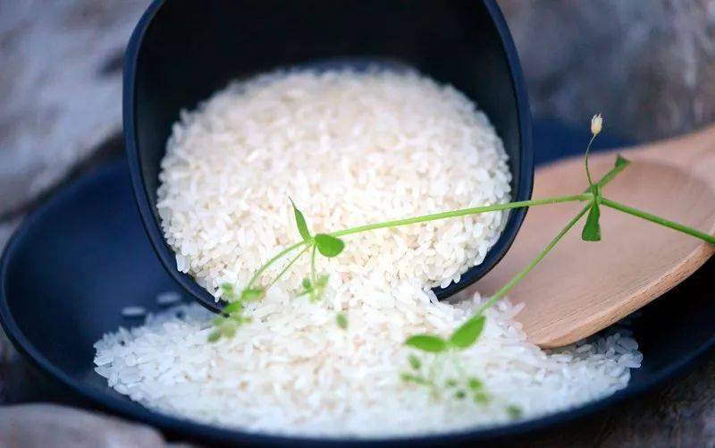 富硒大米白绿(富硒大米什么颜色)-硒宝网