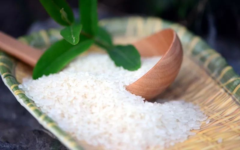 富硒大米黄色(大米黄色富硒含量高吗)-硒宝网